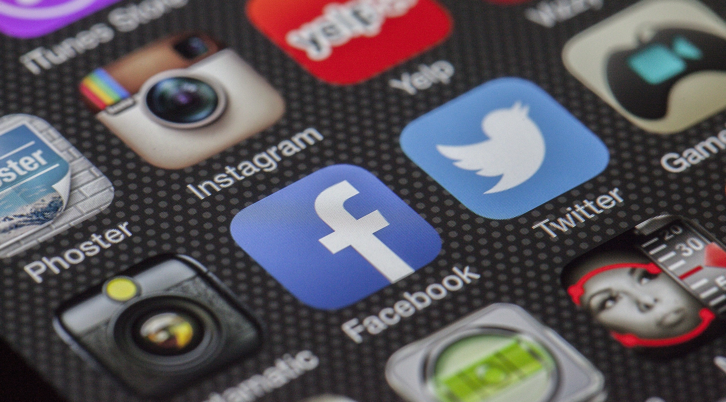 Dia Mundial de les XarxesSocials / D&iacute;a Mundial de las RedesSociales