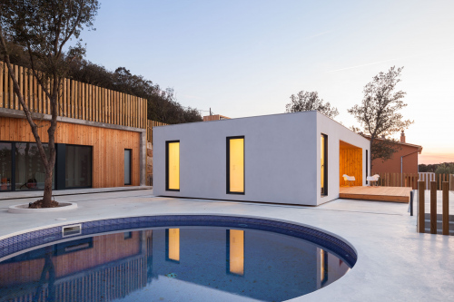 Model H: Casa prefabricada de fusta, moderna i modular a mida