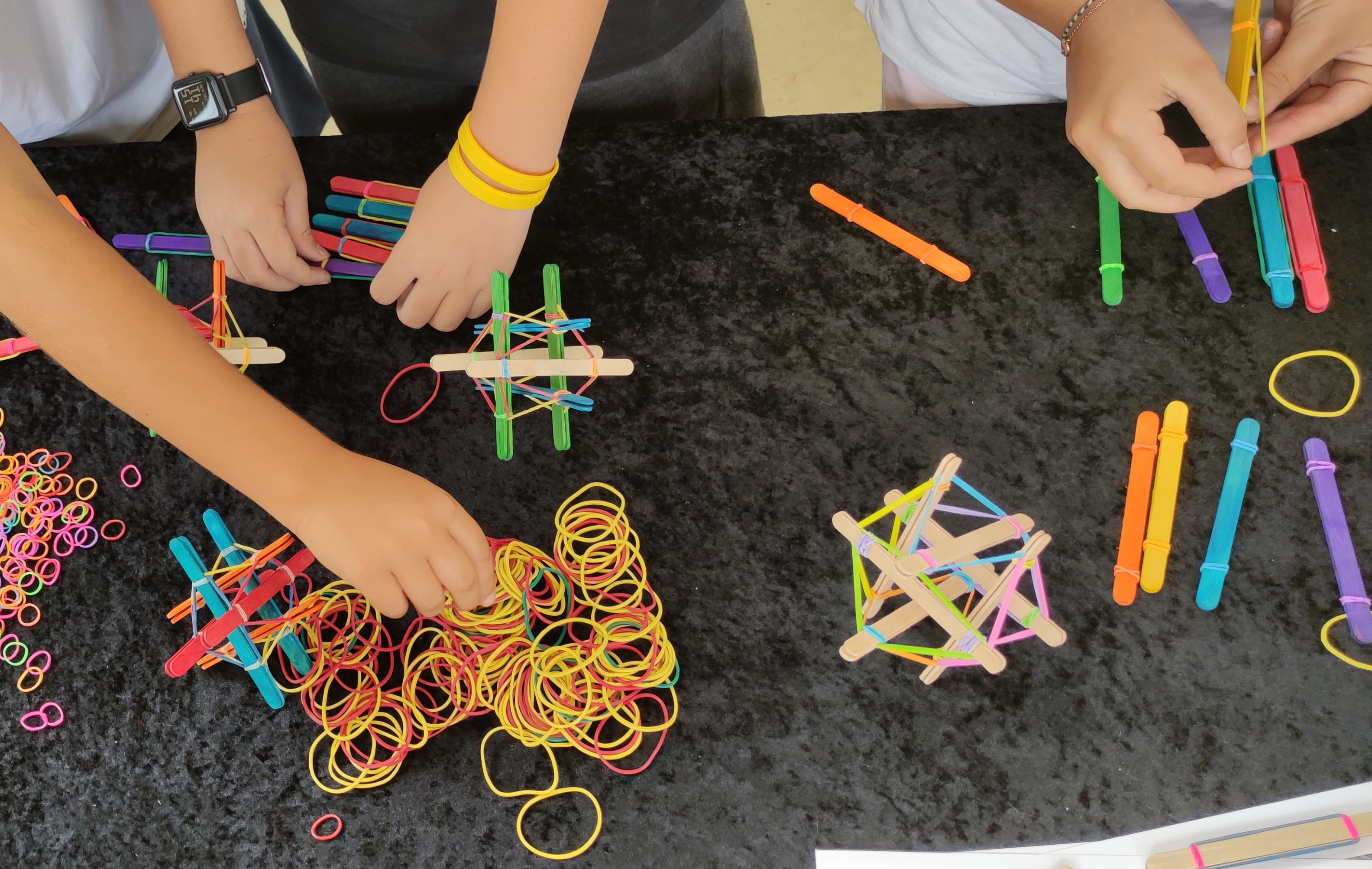 Realitzat, a l'Escola Nou de Quart, el 1er dels tallers del Programa de tallers STEAM amb el suport de Fundaci&oacute; Caixa d'Enginyers