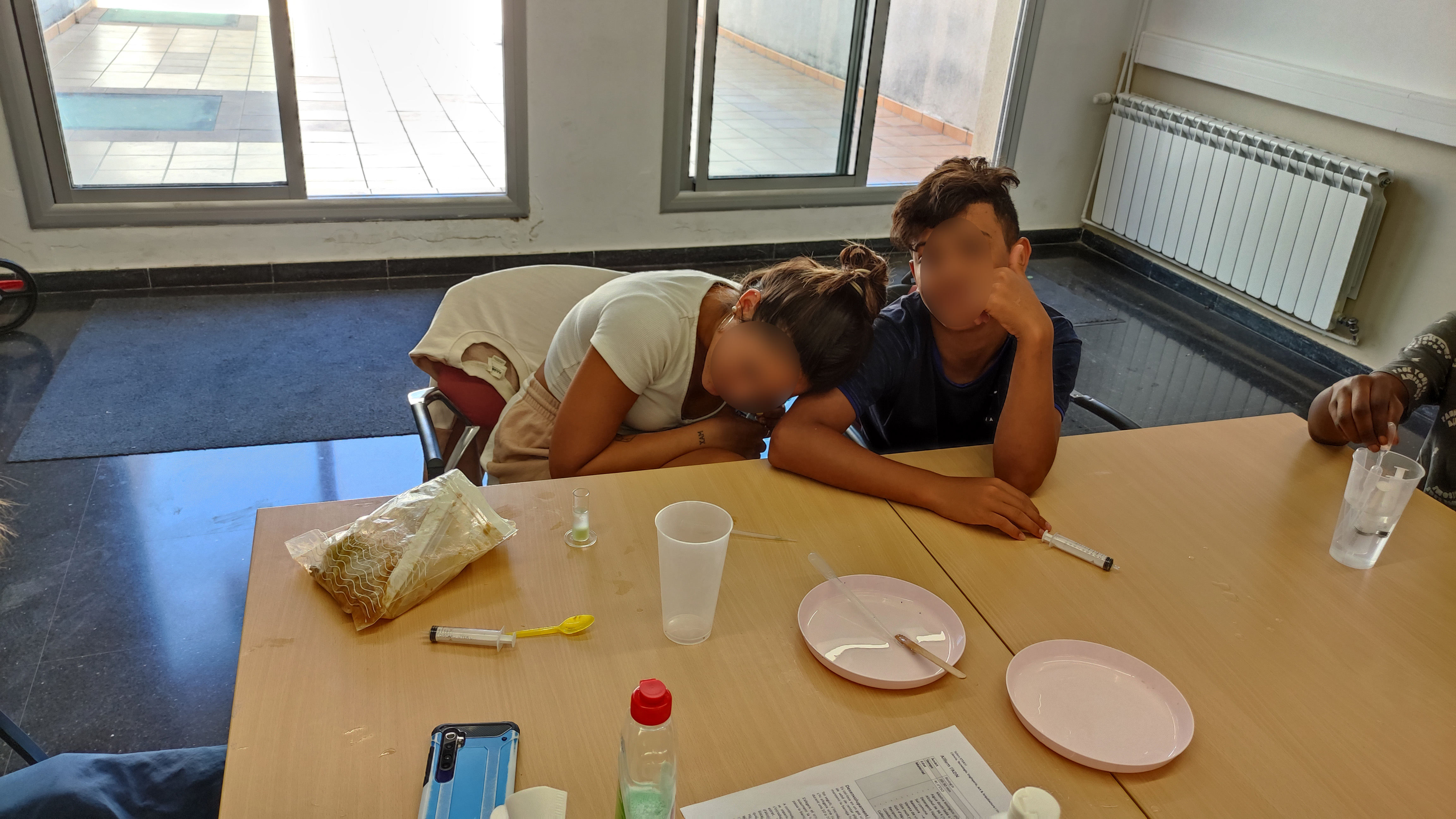 Anem al casal Ksameu a fer tallers de ci&egrave;ncia i matem&agrave;tiques gr&agrave;cies a la Fundaci&oacute; Caixa d'Enginyers