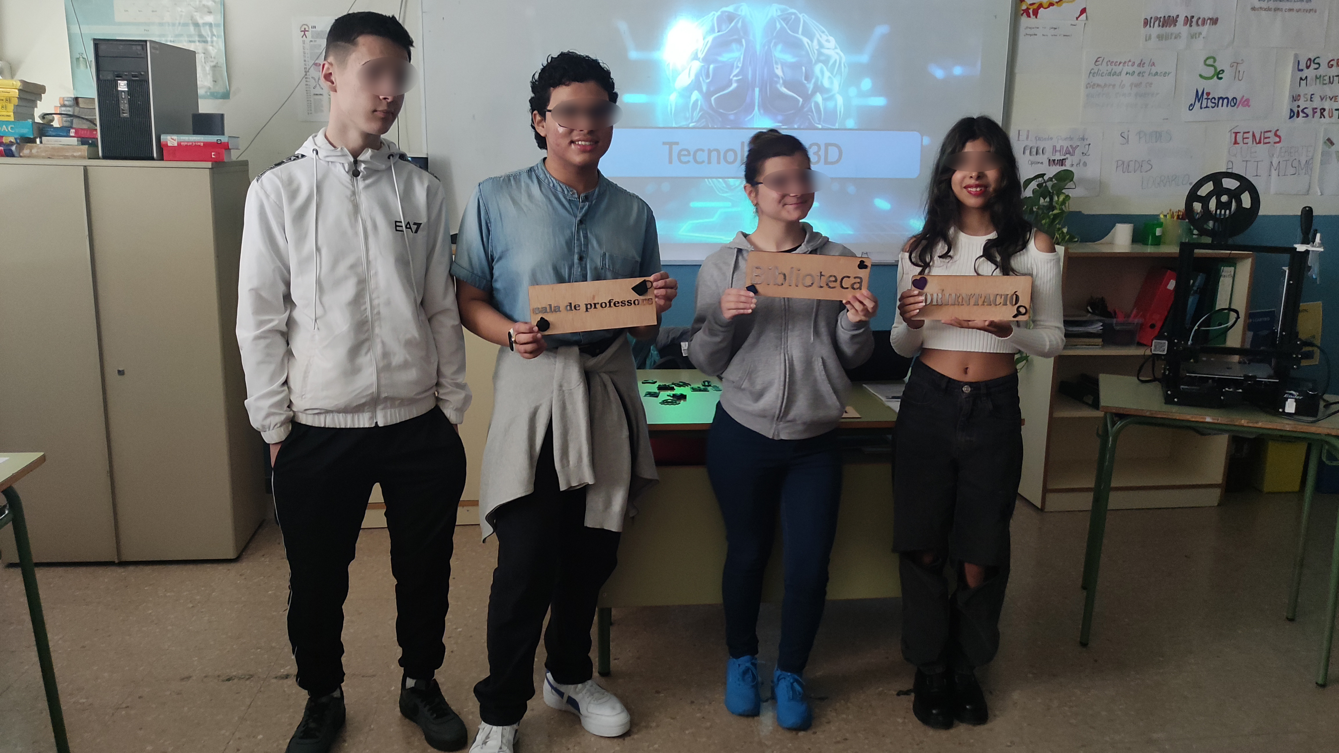 Finalitzem el programa "Tecnologia digital per al disseny del producte" a l'IE ElMol&iacute; en el marc del projecte ENGINY del Consorci d'Educaci&oacute; de Barcelona