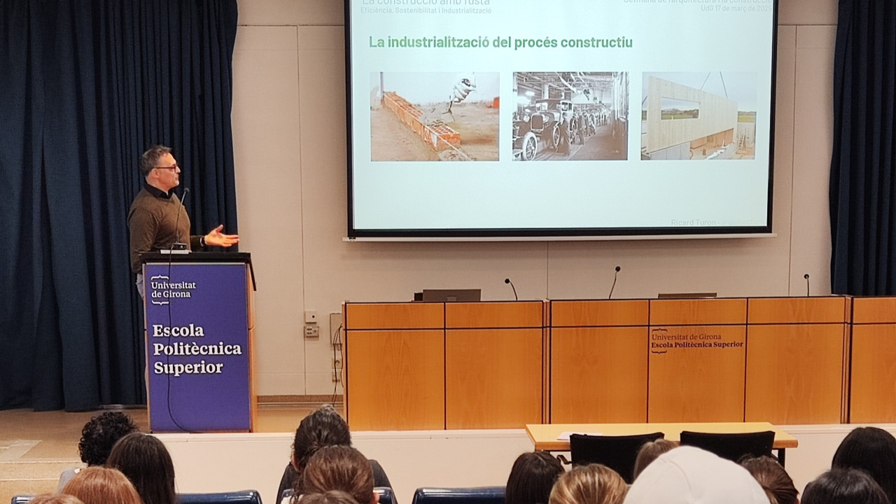 Genial Houses participa en la Setmana de l'Arquitectura i la Construcció de la UdG