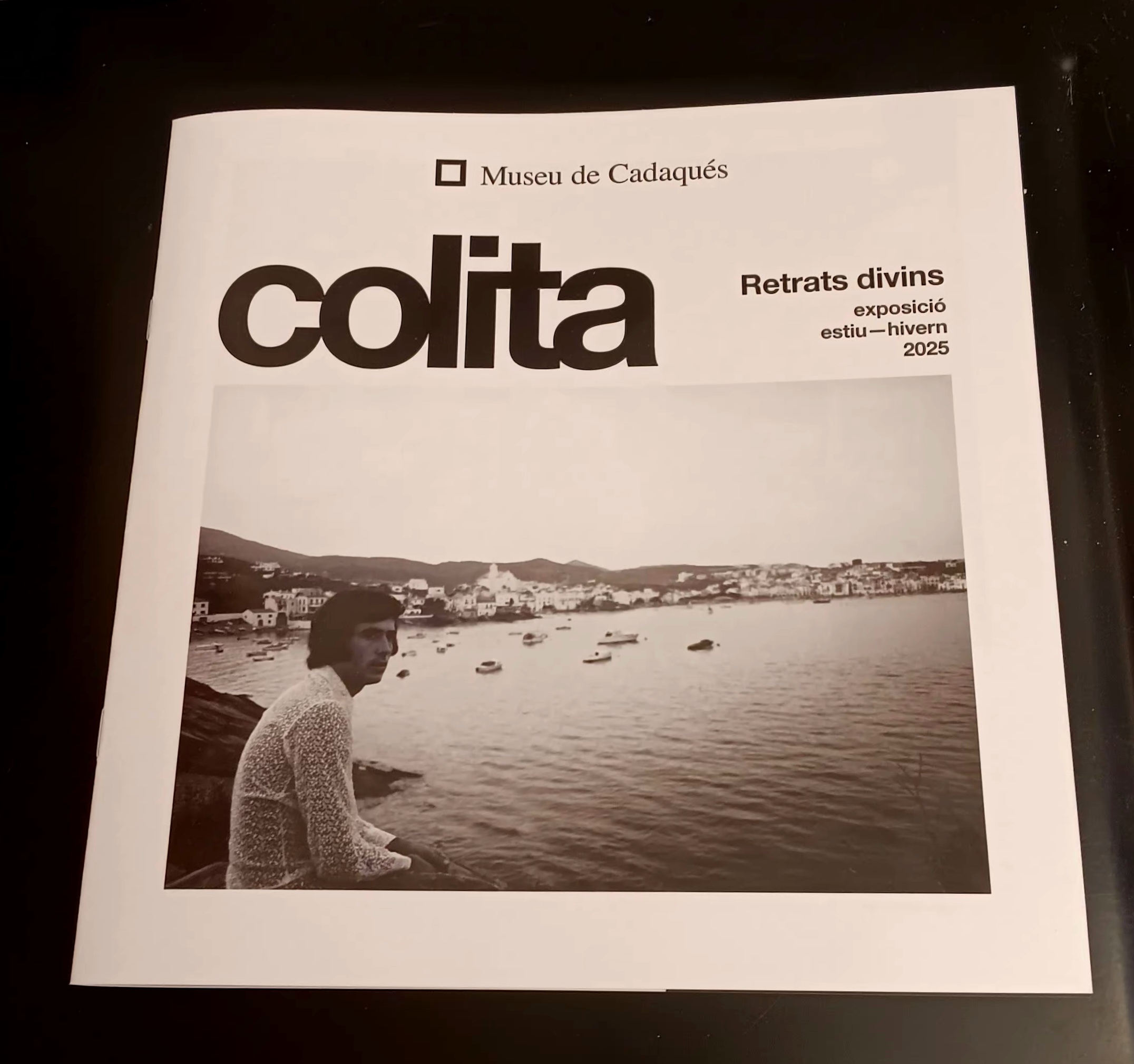 Disponible a la botiga el cat&agrave;leg i p&ograve;ster de l'exposici&oacute; "Colita. Retrats divins"