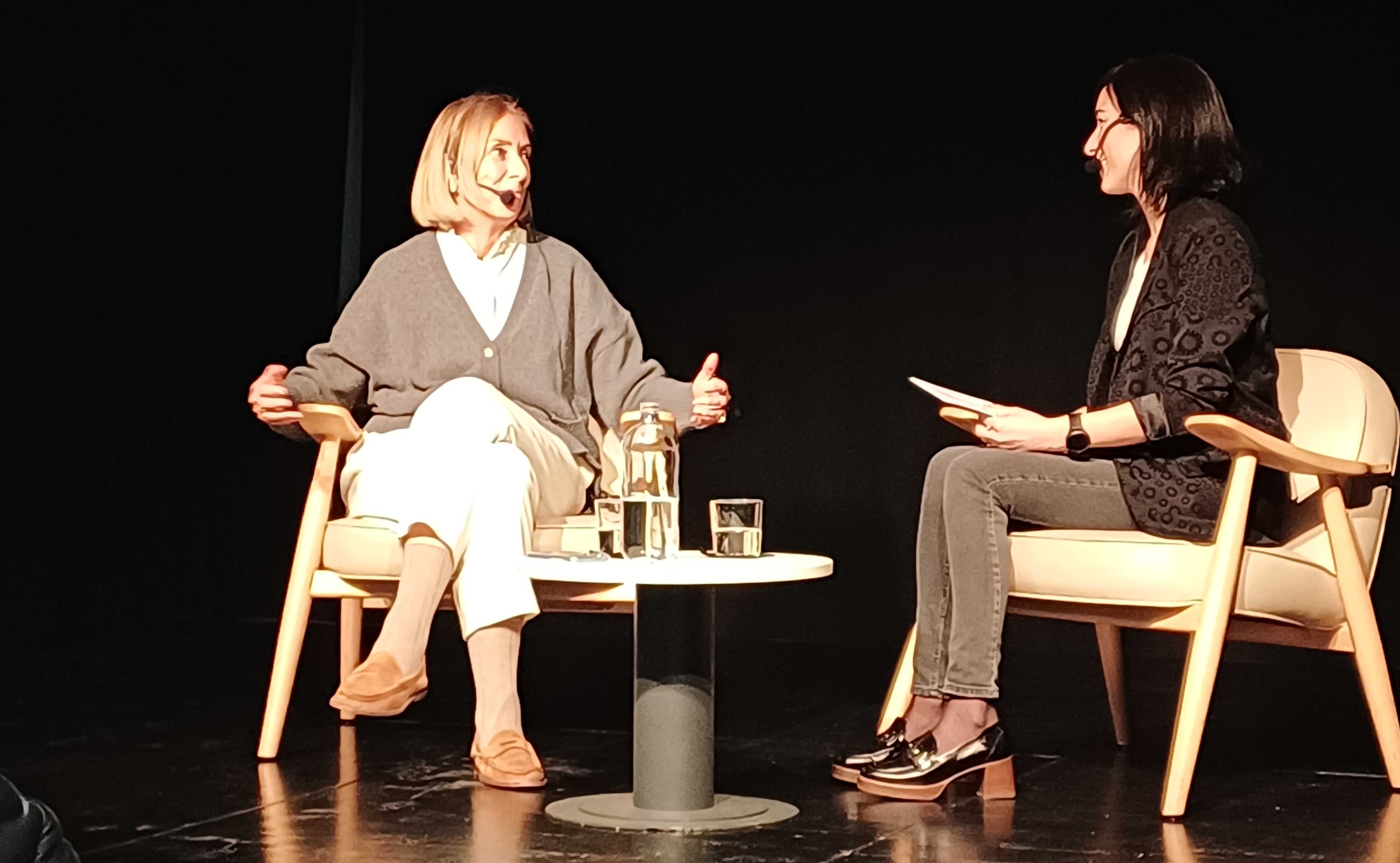 S&iacute;lvia Planella entrevista a Anna Navarro Descals en la xerrada &ldquo;Dones a Silicon Valley&rdquo; en el marc del Dia Internacional de la Nena i la Dona en la Ci&egrave;ncia