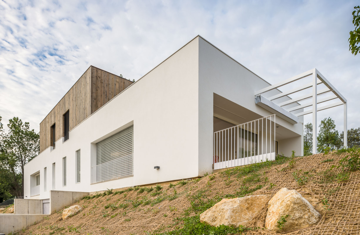 Genial Houses - Habitatge aparellat a Flaçà